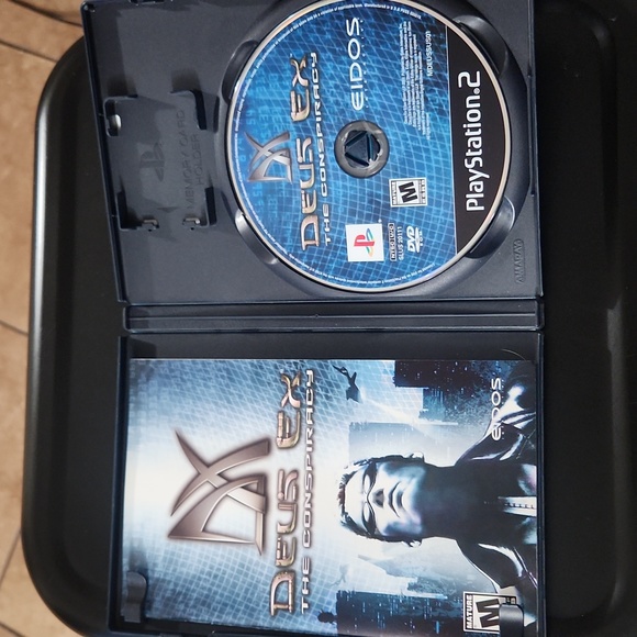 PS2 Deus Ex complete game - Picture 2 of 2
